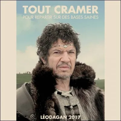 Où Leodagan cache-t-il de l'argent avant de l'emmener en Carmélide ?