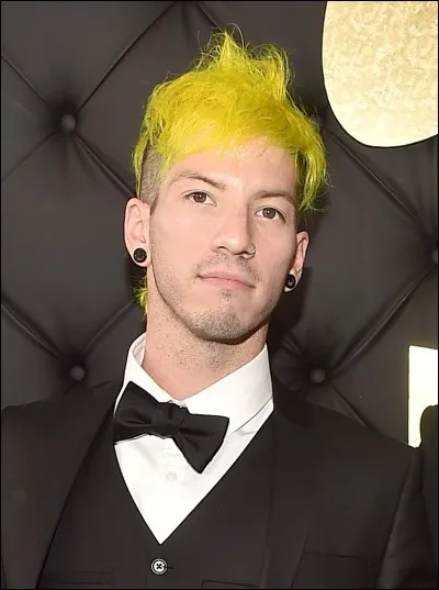 Comment s'appelle le batteur de Twenty One Pilots ?