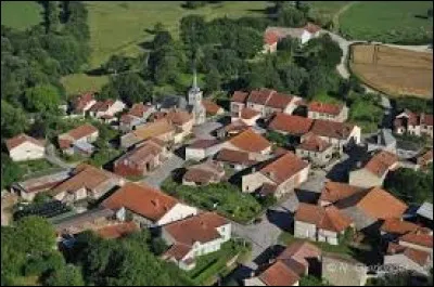 Petit village Meusien de 62 habitants, en Argonne, Montblainville se situe en région ...