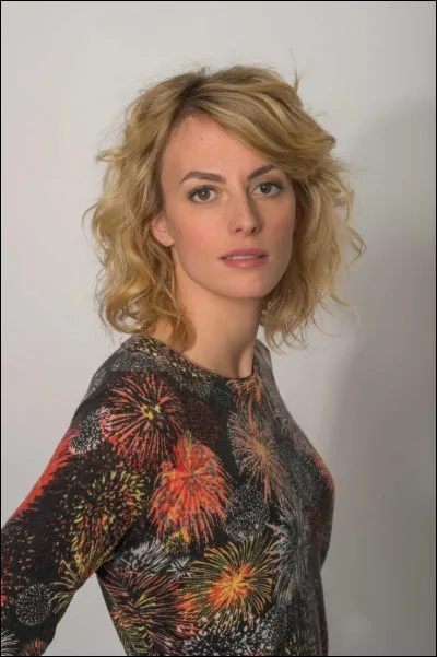 Qui est ce personnage ? Professeur de maths, surnommée Terminator par ces élèves ...