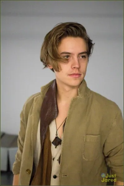 À quel âge a-t-il tourné dans une publicité pour les couches-culottes ?