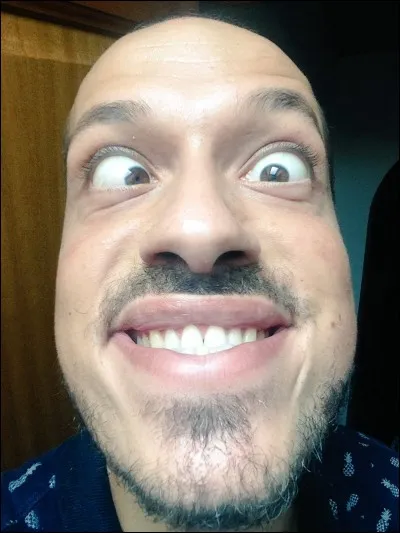 Qui est ce YouTubeur ?