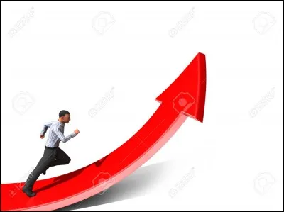 En quelle année la population de Paris était-elle à son apogée ?