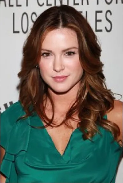 Qui est le mari de Danneel Harris, l'interprète de Rachel ?