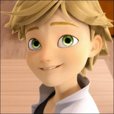 Quelle est la bonne orthographe du nom de famille d'Adrien ?