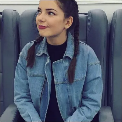 Comment s'appelle la chaîne de cette youtubeuse ?