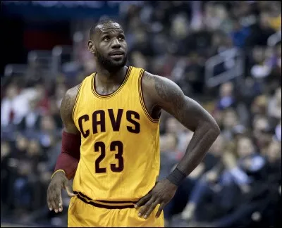 Quel est le surnom de LeBron James ?
