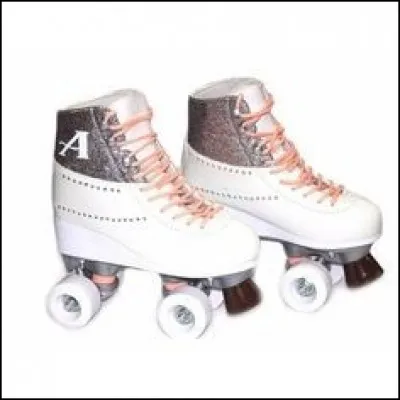 A qui sont ces jolis patins ?