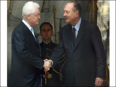 Le r&eacute;f&eacute;rendum sur le quinquennat a eu lieu le 24 septembre 2000. Quel en a &eacute;t&eacute; le r&eacute;sultat ?