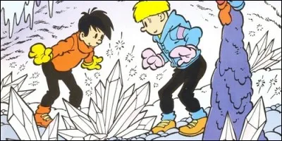 Qui accompagne Gil dans ses aventures ?