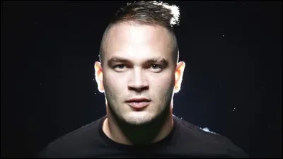 Quelle est l'orientation sexuelle de Julien Marie alias Jul, rappeur français célèbre auprès des jeunes ?