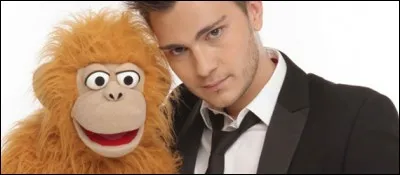 Quelle est l'orientation sexuelle de Damien Colcanap alias Jeff Panacloc, le nouveau ventriloque français à la mode ?