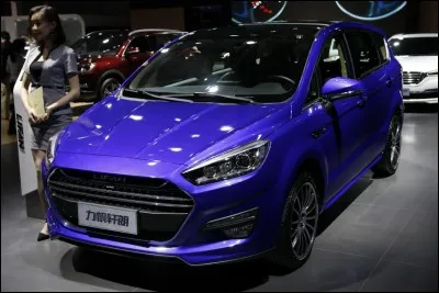 Quel constructeur chinois produit ce clone de Ford S-Max ?