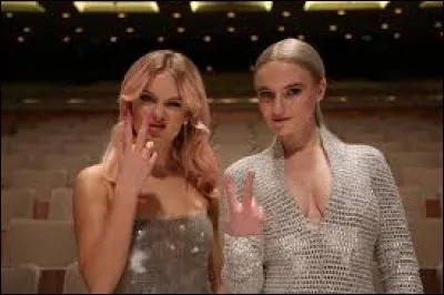 Elle a chant&eacute; "Symphony" aux c&ocirc;t&eacute;s de Clean Bandit.