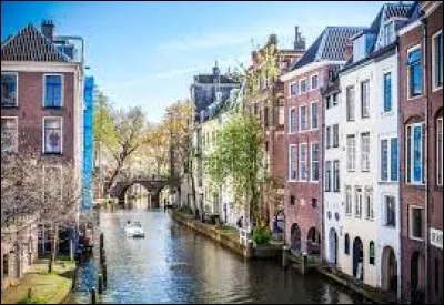 "U" comme "Utrecht". Dans quel pays du Benelux se situe cette ville ?
