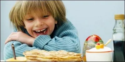 Quel est le sujet de cette phrase : "Henri adore les crêpes" ?