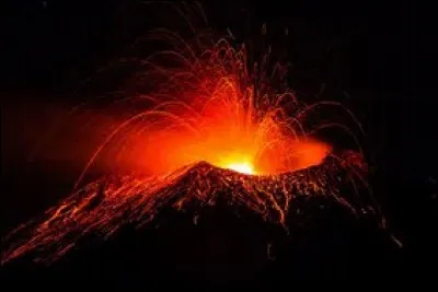 Quel est le diamètre du volcan Etna ?