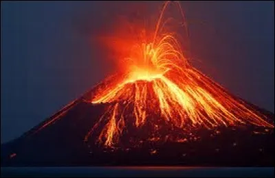 Combien y a-t-il eu d'explosivités volcaniques du volcan Krakatau?