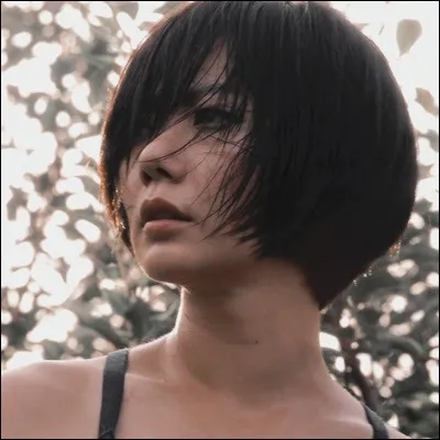 Quel est le nom de l'actrice de Sun Bak ?