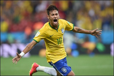 Lors de l'année 2017, Neymar à été transféré au :