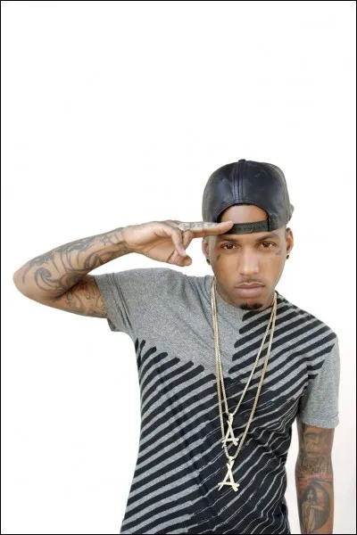 Quel rappeur a pour titre d'album "7 Serie" ?