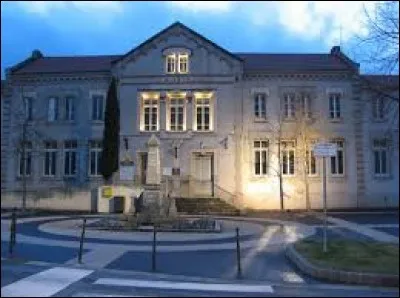 Ancienne commune d'Auvergne-Rhône-Alpes, totalement rattachée à Montbrison depuis 2013, Moingt se situe dans le département ...