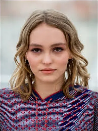 Indice : chanteuse. Qui est la mère de Lily Rose Depp ?