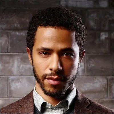 Qui était la taupe de la terroriste au F.B.I ?