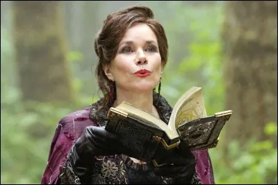 Qui est cette personne en réalité ?