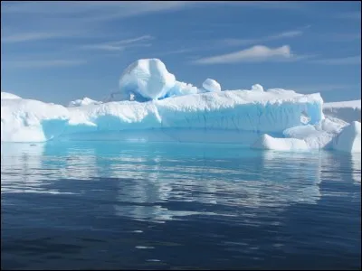 Quelle mer ne borde pas le Canada ?