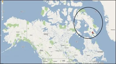 Quelle est la plus grande île canadienne, avec plus de 507 000 km² ?