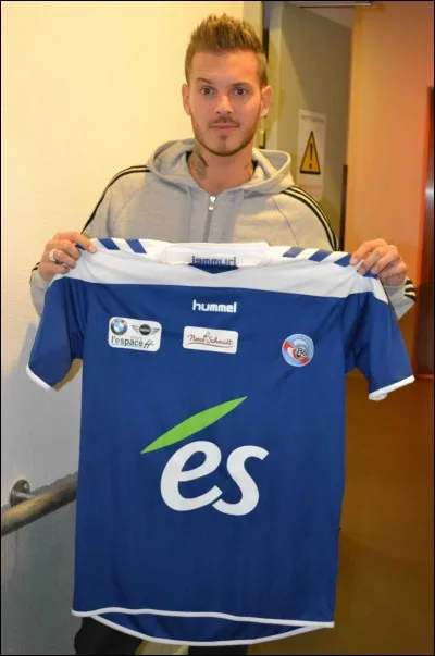 Quel est le gardien titulaire du Racing Club de Strasbourg Alsace ?