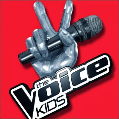 Quels sont les coachs qui l'entouraient dans "The Voice Kids" ?