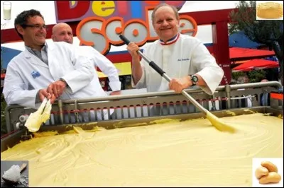 Lettre « F » comme « France » !
Pour les 25 ans du Futuroscope, un record assez particulier est tombé dans l'escarcelle de la France ! Environ 8 000 visiteurs de cet endroit ont pu en profiter ! Le cher Joël Robuchon a participé à cet exploit !
En quoi consistait ce record ?