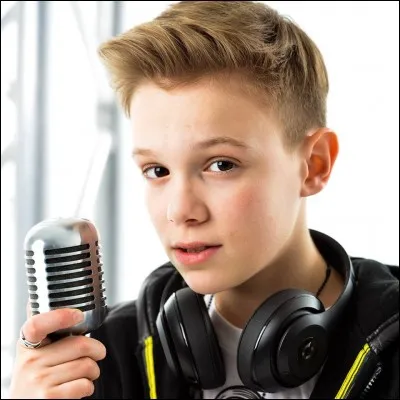 Dans quel pays est-il né ?