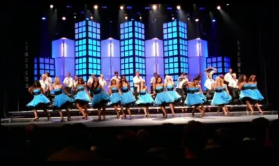 Quelle chorale faisait peur au Glee Club au tout premier épisode ?