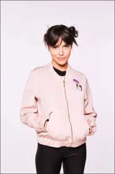 Quel âge a-t-elle pendant la saison 4 ?