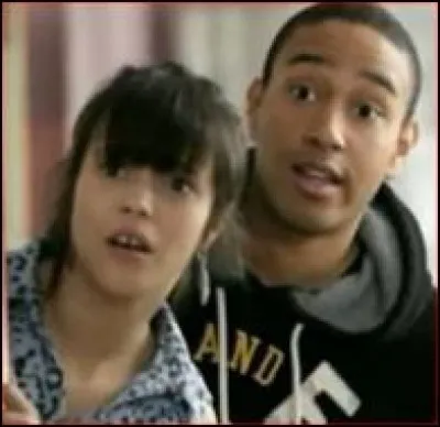 Comment s'appelle le voisin de Barbara ?