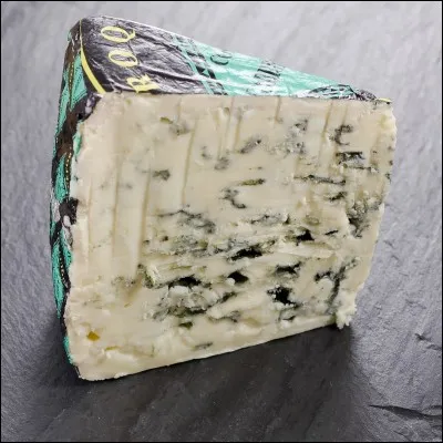 Le roquefort n'est pas au lait de brebis contrairement à ce que l'on veut nous faire croire !
