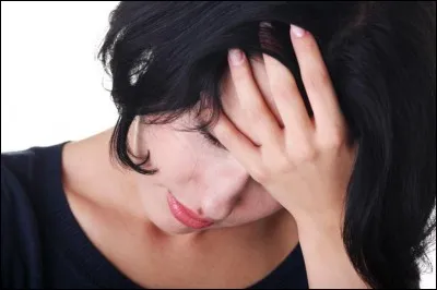 Dans le cas d'une migraine sans aura, où la douleur se localise-t-elle ?