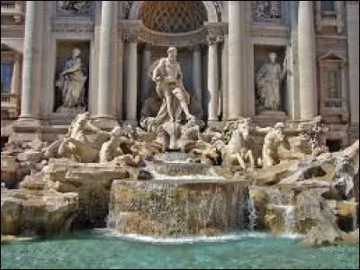 Quelle est la plus grande et une des plus célèbres fontaines de Rome ?