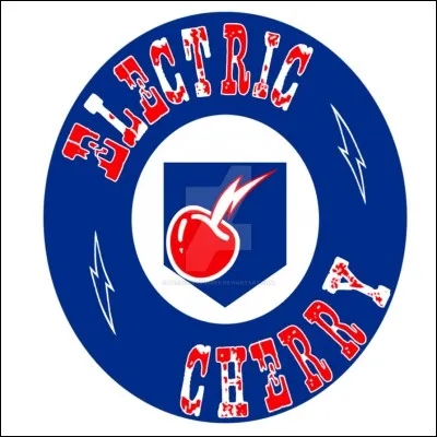 L'atout "Cerise électrique", ou "Electric Cherry" en anglais, permet de créer un mur électrique autour du joueur une fois qu'il recharge ses armes. Sur quelle map cet atout existe seulement en tant que distributeur dans Black Ops 2 ?