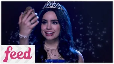 Quel rôle joue-elle dans "Tini : la nouvelle vie de Violetta" ?