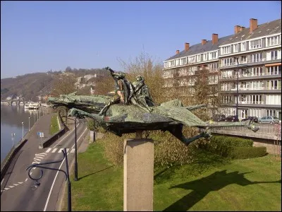 Comment s'appelle le cheval légendaire que montent les "Quatre Fils Aymon" ?