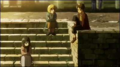 Dans l'Attaque des Titans, comment s'appelle le meilleur ami d'Eren et Mikasa ?