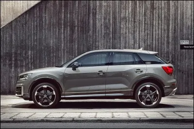 Indiquez le nom de la voiture.