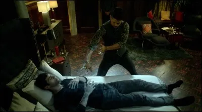 Dans quel épisode de la saison 2, Alec est-il sur le point de mourir ?