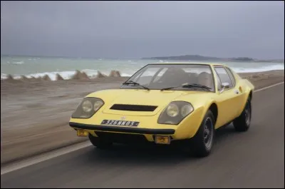 Et ce coupé fabriqué entre 1971 et 1975 ?