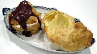 Profiteroles. De quelle glace sont traditionnellement garnies les profiteroles ?