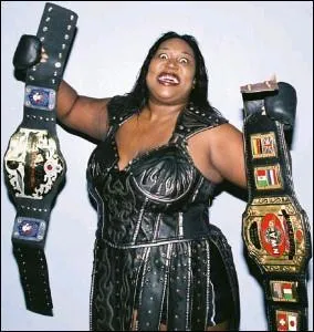 Qui est cette Knockout ?